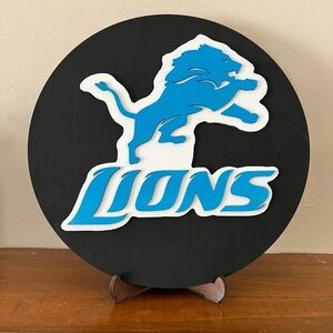 Handmade Detroit Lions Round Wooden Sign (Easel Included)